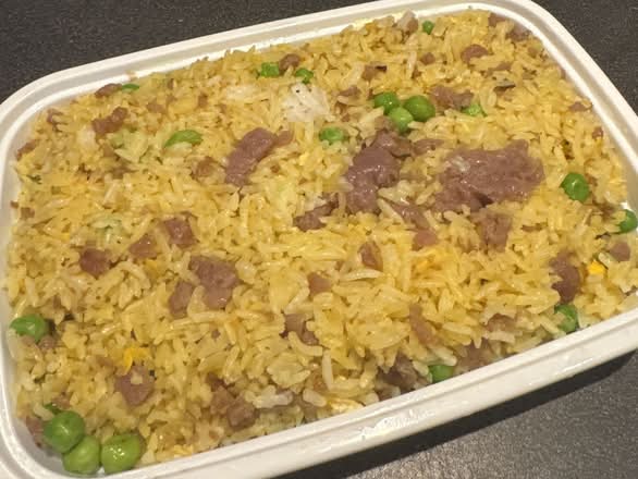 Beef Fried Rice (牛肉炒飯)